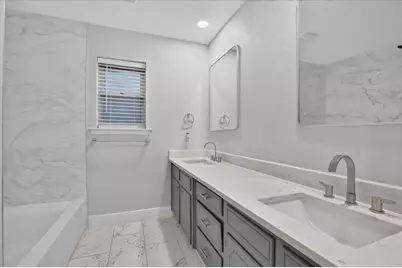 913 Queens Way, Bedford, TX 76021 - Photo 30