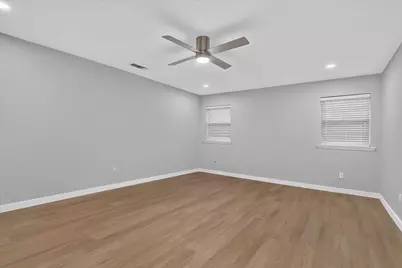 913 Queens Way, Bedford, TX 76021 - Photo 22