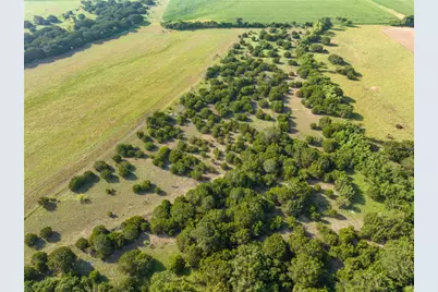 16401 Cedar Rock Parkway, Crawford, TX 76638 - Photo 34