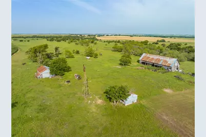 16401 Cedar Rock Parkway, Crawford, TX 76638 - Photo 64