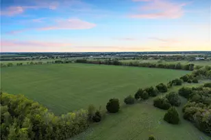 2522 S Robinson Dr, Robinson, TX 76706 - Photo 64