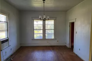 426 N Houston St, Lorena, TX 76655 - Photo 30