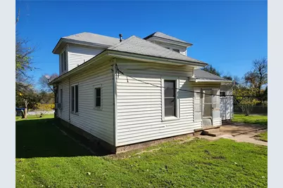 426 N Houston Street, Lorena, TX 76655 - Photo 8