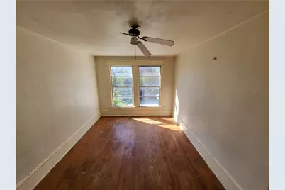 426 N Houston Street, Lorena, TX 76655 - Photo 14