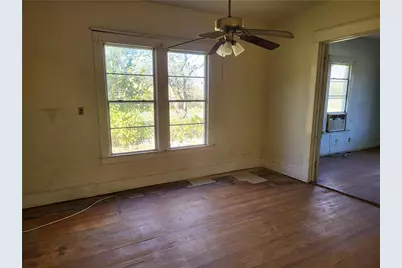 426 N Houston Street, Lorena, TX 76655 - Photo 32