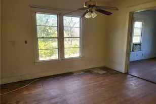 426 N Houston St, Lorena, TX 76655 - Photo 32