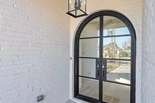 707 S 9th St, Waco, TX 76706 - Photo 2