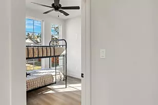 707 S 9th St, Waco, TX 76706 - Photo 32