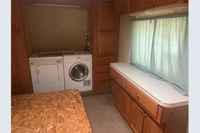 433 Hcr 2105 Loop, Whitney, TX 76692 - Photo 4