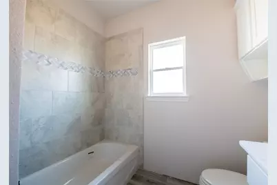 816 Secretariat Drive, Hewitt, TX 76643 - Photo 8