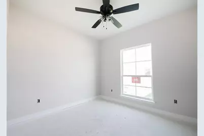 816 Secretariat Drive, Hewitt, TX 76643 - Photo 6