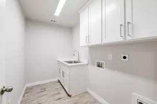 809 Sunny's Halo Dr, Hewitt, TX 76643 - Photo 20