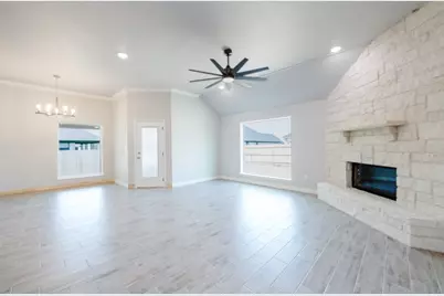 809 Sunnys Halo Drive, Hewitt, TX 76643 - Photo 14
