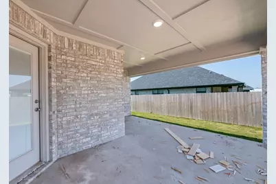 809 Sunnys Halo Drive, Hewitt, TX 76643 - Photo 32