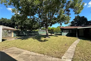 1812 Louis St, Waco, TX 76705 - Photo 16