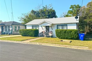518 Walker St, Waco, TX 76704 - Photo 2