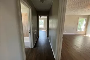 1312 S 30th St, Waco, TX 76711 - Photo 4