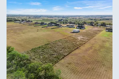 1909 Jackson Lane, China Spring, TX 76633 - Photo 8