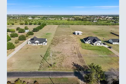 1909 Jackson Lane, China Spring, TX 76633 - Photo 4