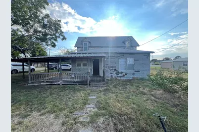 201 N Wiebusch Street, Riesel, TX 76682 - Photo 1