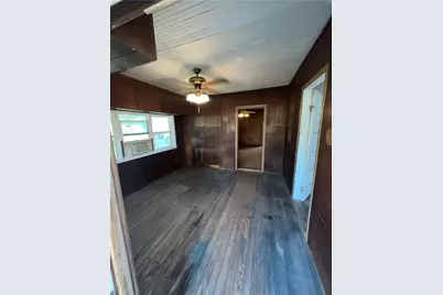 201 N Wiebusch Street, Riesel, TX 76682 - Photo 8