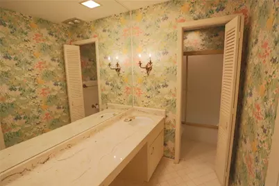 1000 W 6th Street, McGregor, TX 76657 - Photo 20