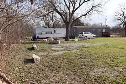 310 W Burleson, Mart, TX 76664 - Photo 10