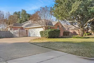 1308 Meadow Mountain Drive, Woodway, TX 76712 - Photo 2