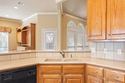 1308 Meadow Mountain Drive, Woodway, TX 76712 - Photo 18