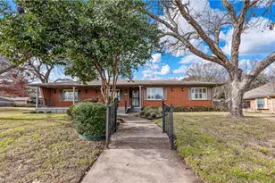 2300 Starr Dr, Waco, TX 76710 - Photo 14