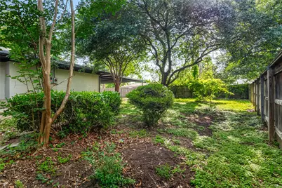 2300 Starr Drive, Waco, TX 76710 - Photo 28