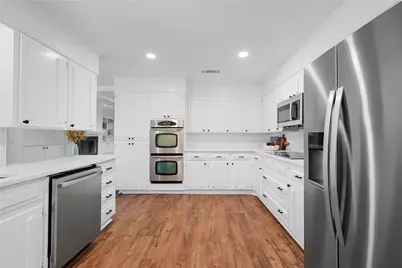 5301 Chaparral Drive, Waco, TX 76710 - Photo 12