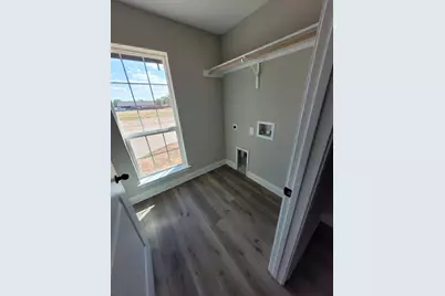 647 Mesquite Tree Road, Lacy Lakeview, TX 76705 - Photo 8