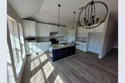 647 Mesquite Tree Road, Lacy Lakeview, TX 76705 - Photo 6