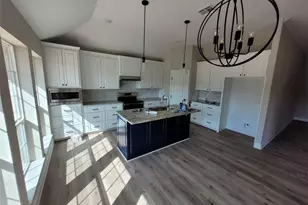 647 Mesquite Tree Rd, Lacy Lakeview, TX 76705 - Photo 6