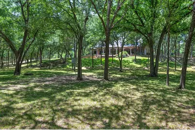 565 Lost Hunters Canyon, China Spring, TX 76633 - Photo 66