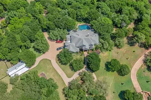 565 Lost Hunters Canyon, China Spring, TX 76633 - Photo 94