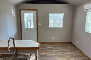 400 E Mignonette St, Kosse, TX 76653 - Photo 10