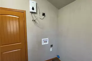 400 E Mignonette St, Kosse, TX 76653 - Photo 18