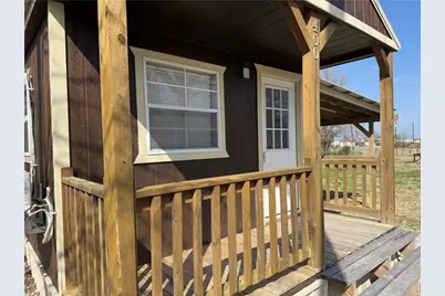 400 E Mignonette Street, Kosse, TX 76653 - Photo 2