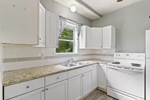 408 W Trinity St, Groesbeck, TX 76642 - Photo 18