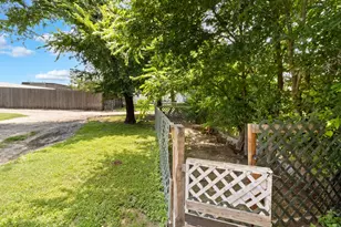 408 W Trinity St, Groesbeck, TX 76642 - Photo 26