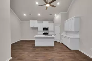 124 Morris Ct, McGregor, TX 76657 - Photo 4