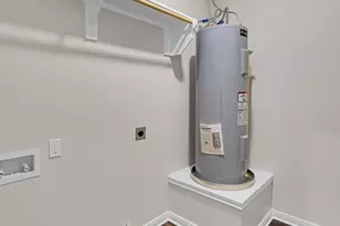 126 Morris Ct, McGregor, TX 76657 - Photo 10