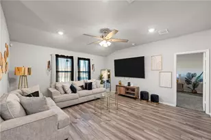 7009 Llano Dr, China Spring, TX 76633 - Photo 4