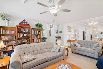 422 Travis Drive, McGregor, TX 76657 - Photo 8