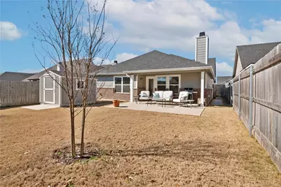 422 Travis Drive, McGregor, TX 76657 - Photo 30