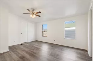 1615 Crockett St, Bellmead, TX 76705 - Photo 12