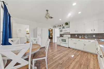 1016 E Elm Street, Hillsboro, TX 76645 - Photo 10