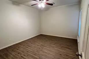 357 Old Mill Creek Dr, Woodway, TX 76712 - Photo 10